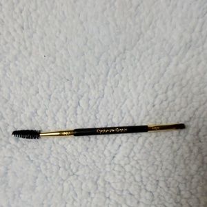 Billion dollar brushes eyebrow brush